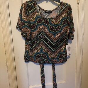 Women's Multicolor Geo-Print Short Sleeve Tie-Front Top